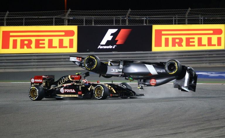 [Image: 2014-bahrain-grand-prix-maldonado-gutierrez-crash.jpg]